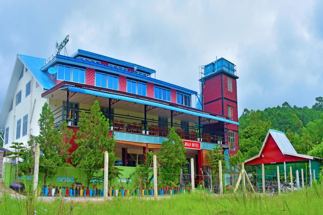 Railroad Hotel กาลอว์ ภายนอก รูปภาพ