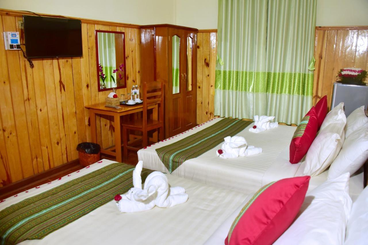 Railroad Hotel กาลอว์ ภายนอก รูปภาพ