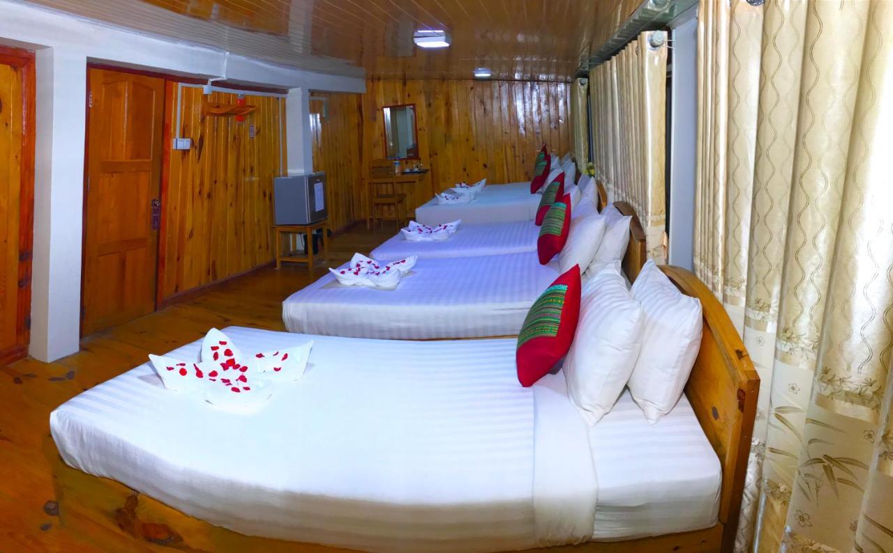 Railroad Hotel กาลอว์ ภายนอก รูปภาพ