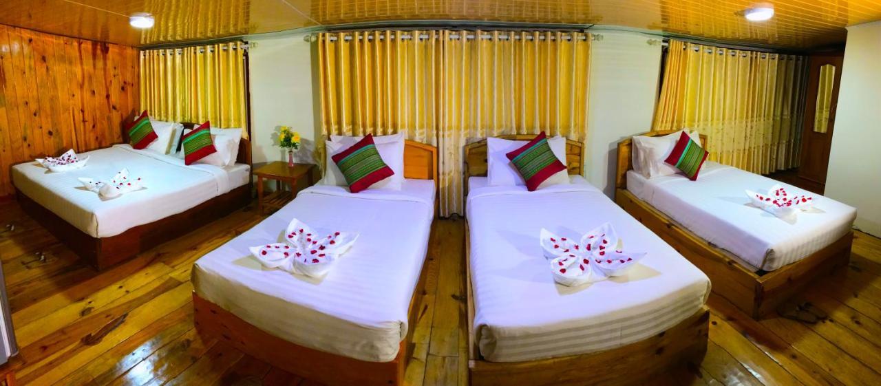 Railroad Hotel กาลอว์ ภายนอก รูปภาพ