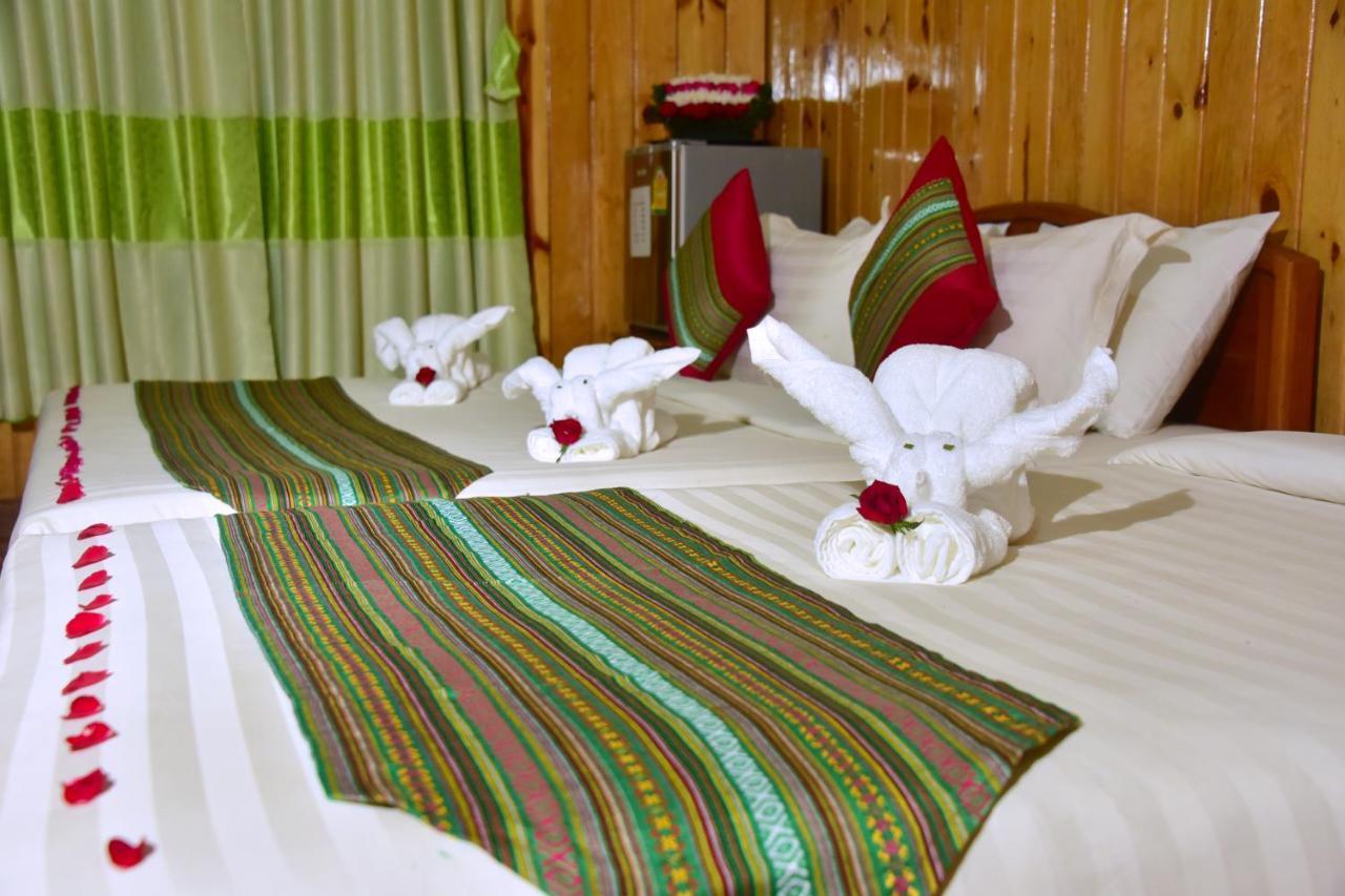 Railroad Hotel กาลอว์ ภายนอก รูปภาพ