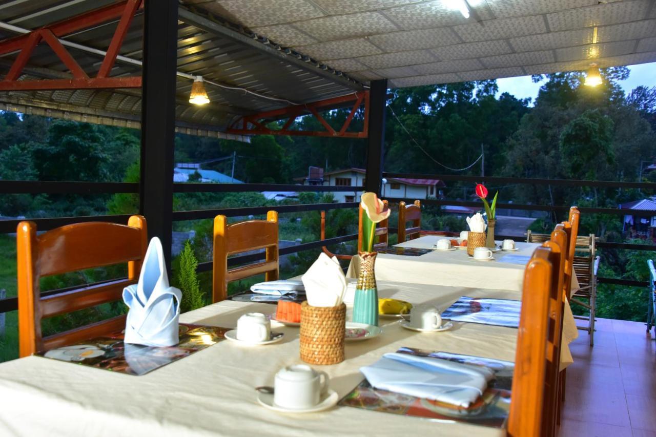 Railroad Hotel กาลอว์ ภายนอก รูปภาพ