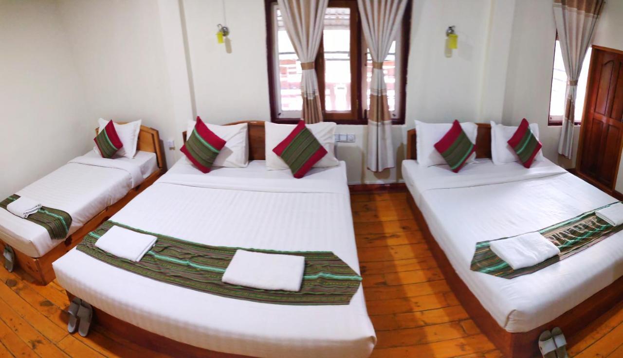 Railroad Hotel กาลอว์ ภายนอก รูปภาพ